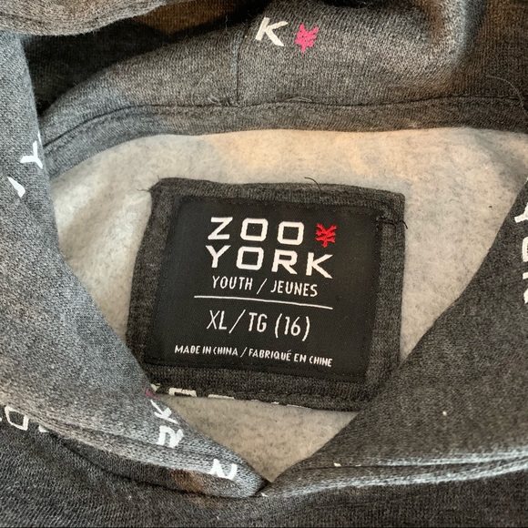 Zoo York, Grey Hoodie with Pink Chenille Appliqué Logo, size 16 girls - Picture 7 of 9